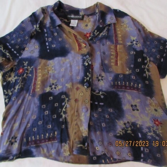 SAG HARBOR SIZE LARGE PETITE BUTTON FRONT COLLARED BLOUSE BLUE TAN FLOWERS - Picture 1 of 9